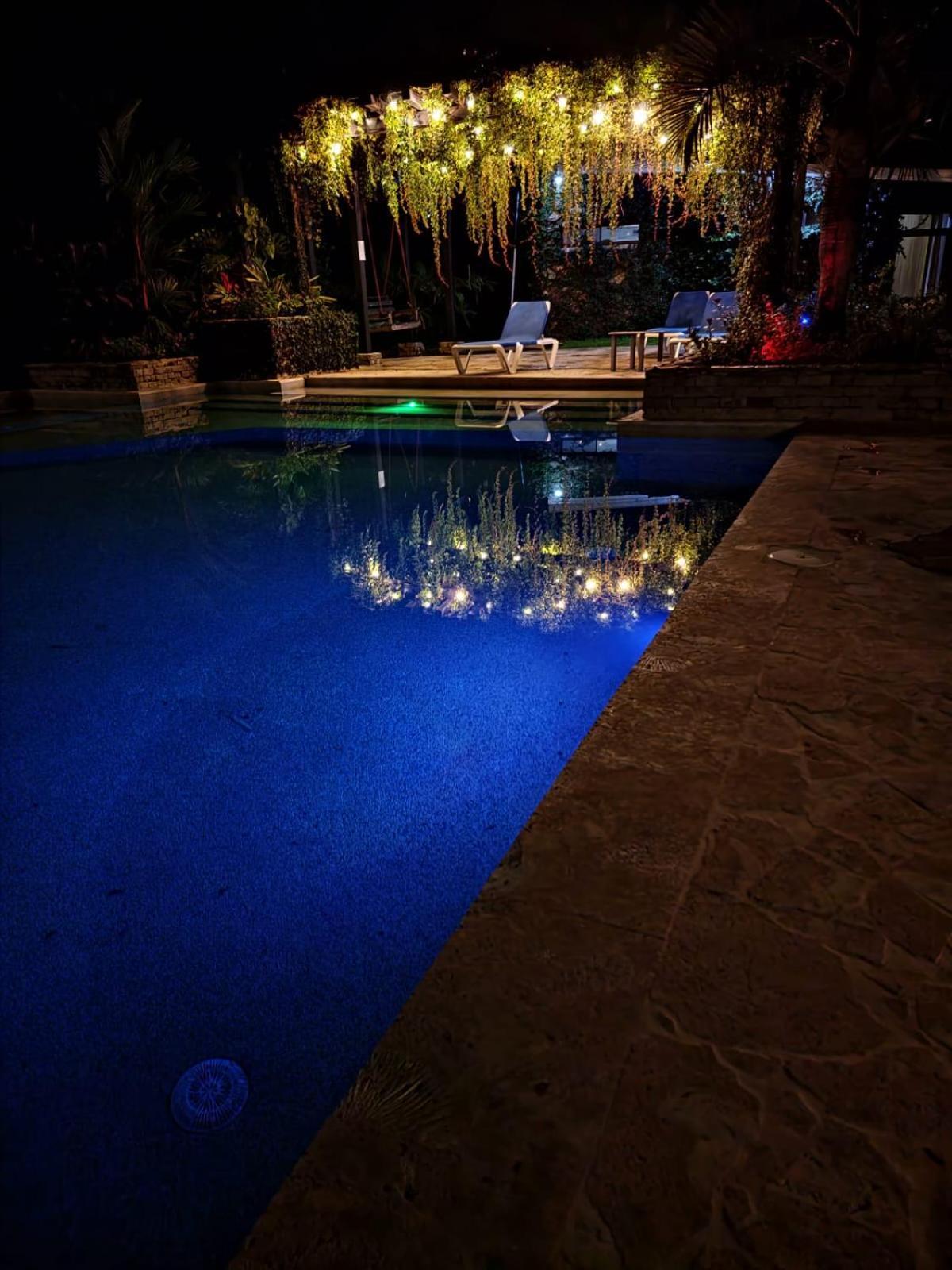 Diuwak Hotel Dominical Exterior photo