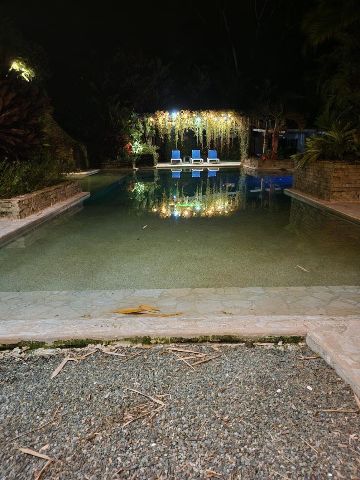 Diuwak Hotel Dominical Exterior photo