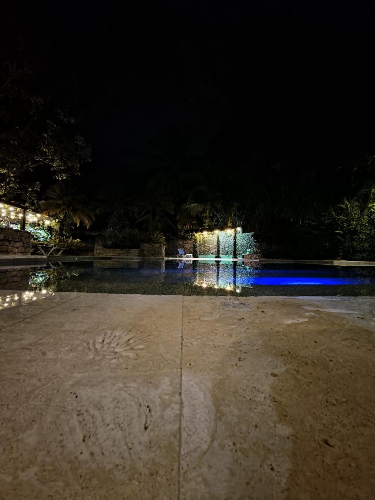 Diuwak Hotel Dominical Exterior photo